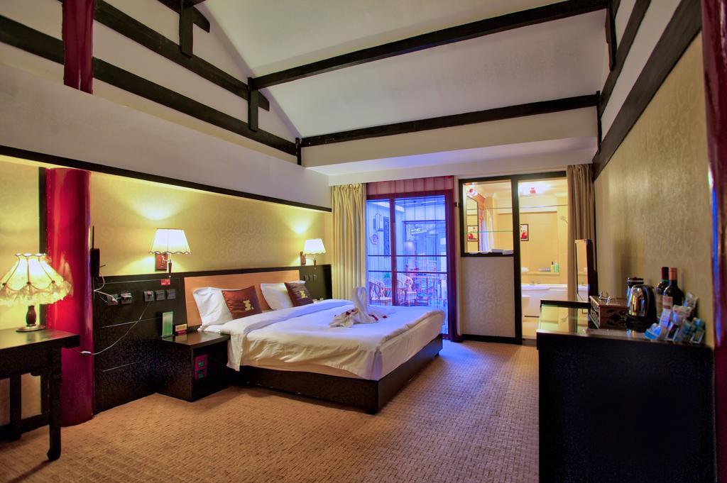 Lijiang Wangfu Hotel Esterno foto