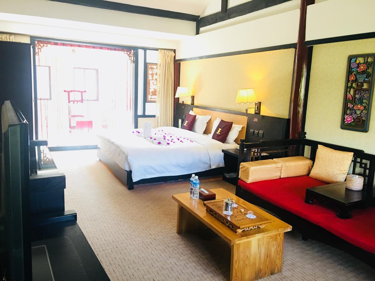 Lijiang Wangfu Hotel Esterno foto