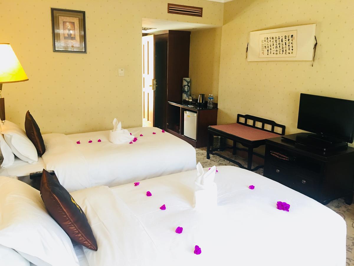 Lijiang Wangfu Hotel Esterno foto